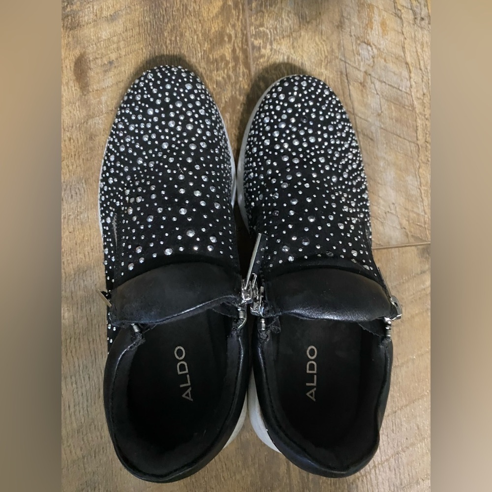 ALDO Studded Sneakers Black Women’s Size 6.5 - Picture 2 of 5